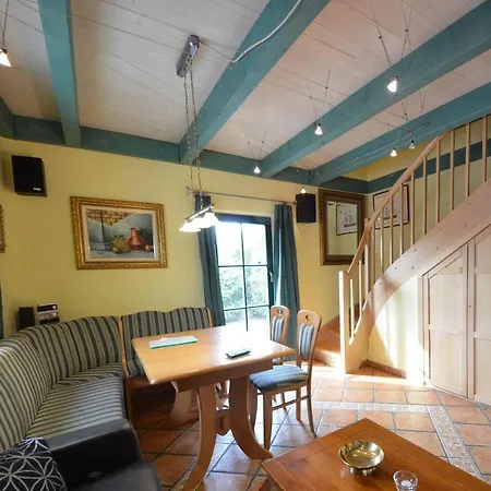 Casa de Férias Kapitaenshaus-in-gross-zicker-halbinsel-moenchgut Groß Zicker