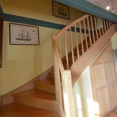 Kapitaenshaus-in-gross-zicker-halbinsel-moenchgut