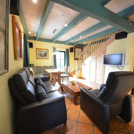 Casa de Férias Kapitaenshaus-in-gross-zicker-halbinsel-moenchgut *