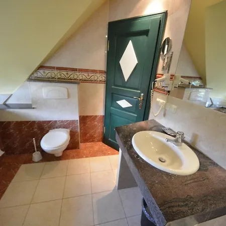 Kapitaenshaus-in-gross-zicker-halbinsel-moenchgut Casa de Férias